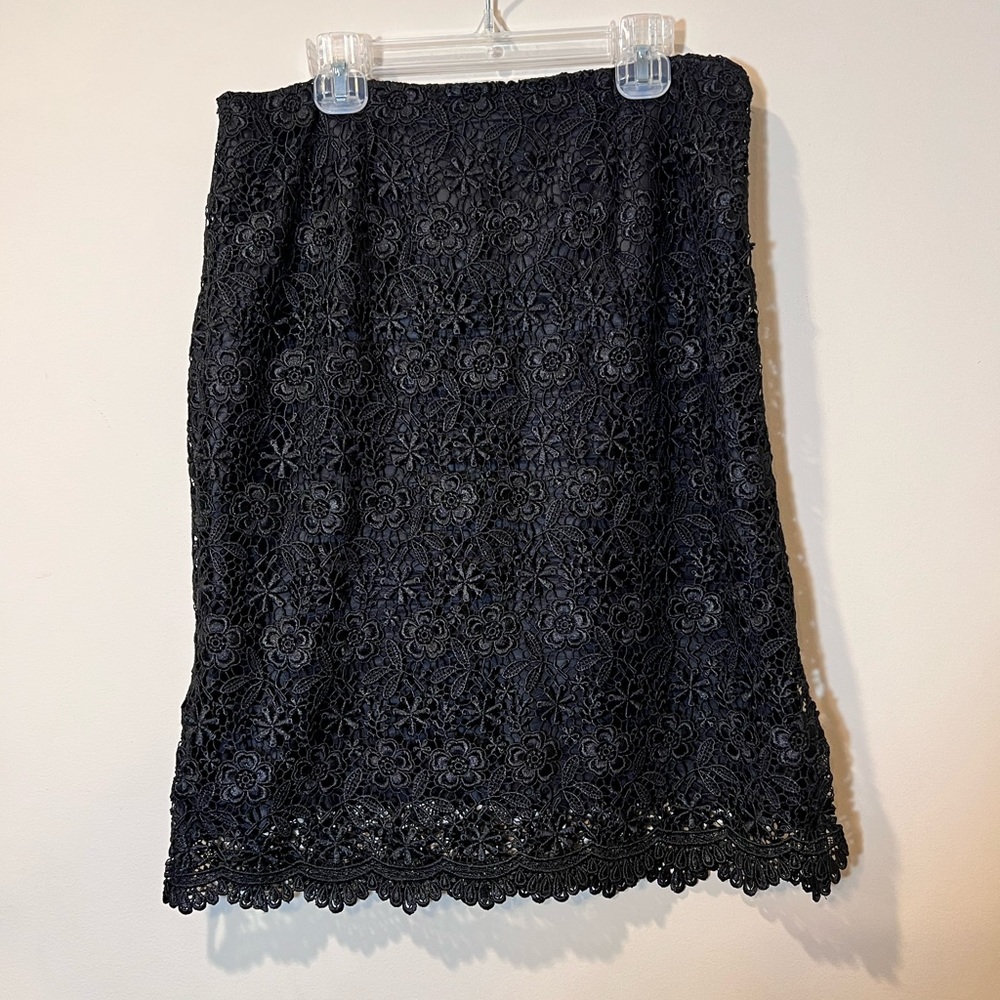 APT.9 Skirt